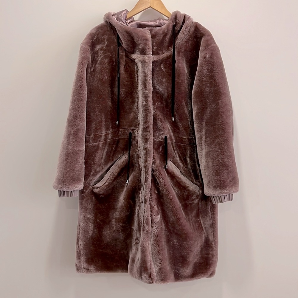 Oversized faux fur coat. ASOS. S/m